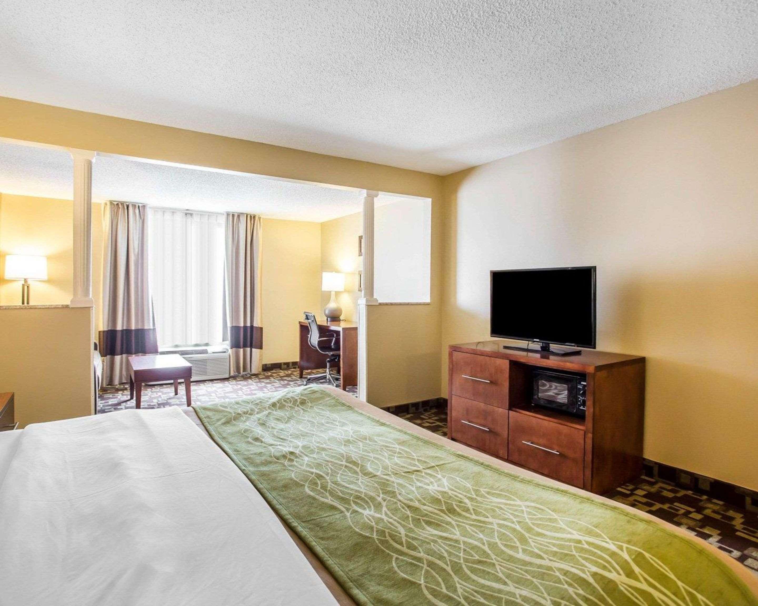 Comfort Inn & Suites Walterboro I-95 Екстер'єр фото