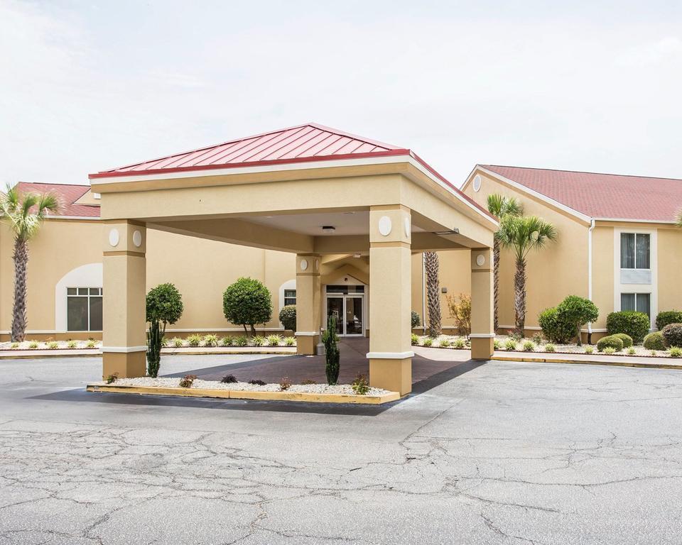 Comfort Inn & Suites Walterboro I-95 Екстер'єр фото