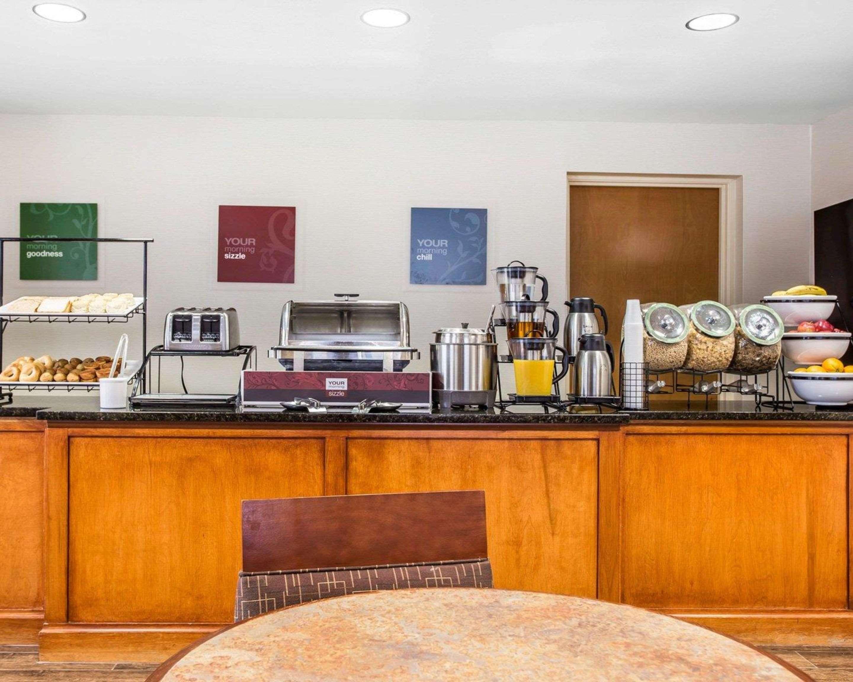 Comfort Inn & Suites Walterboro I-95 Екстер'єр фото
