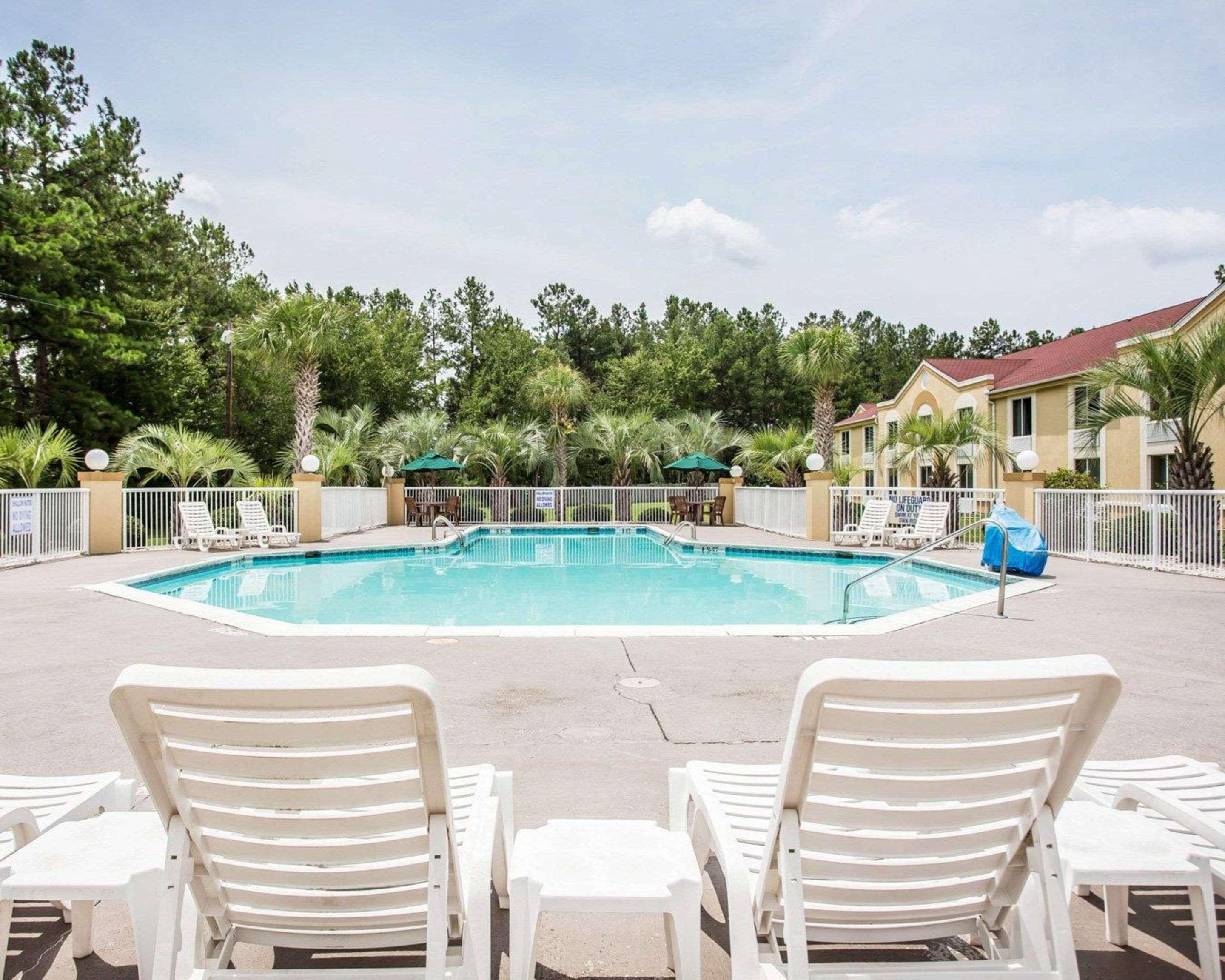 Comfort Inn & Suites Walterboro I-95 Екстер'єр фото