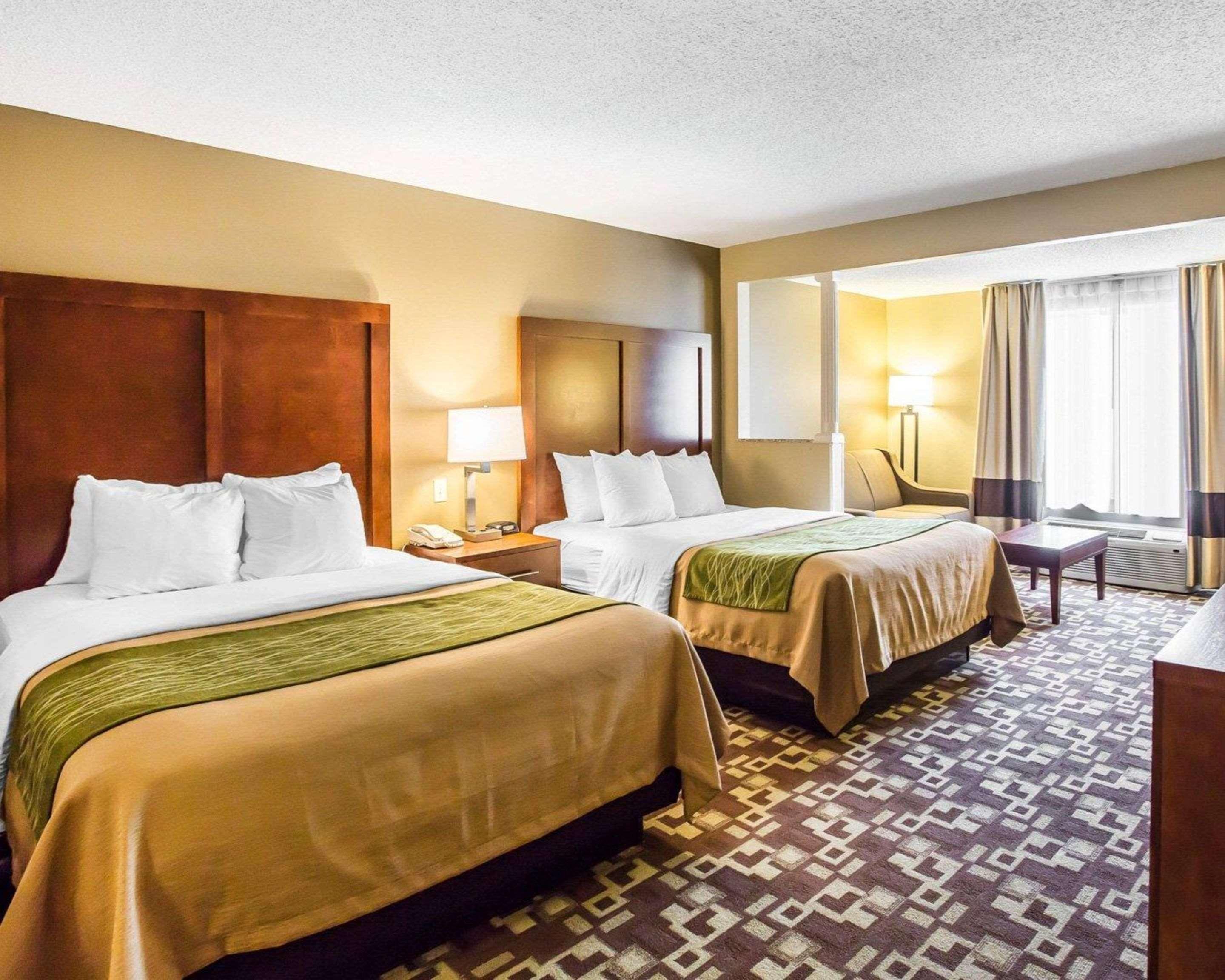 Comfort Inn & Suites Walterboro I-95 Екстер'єр фото
